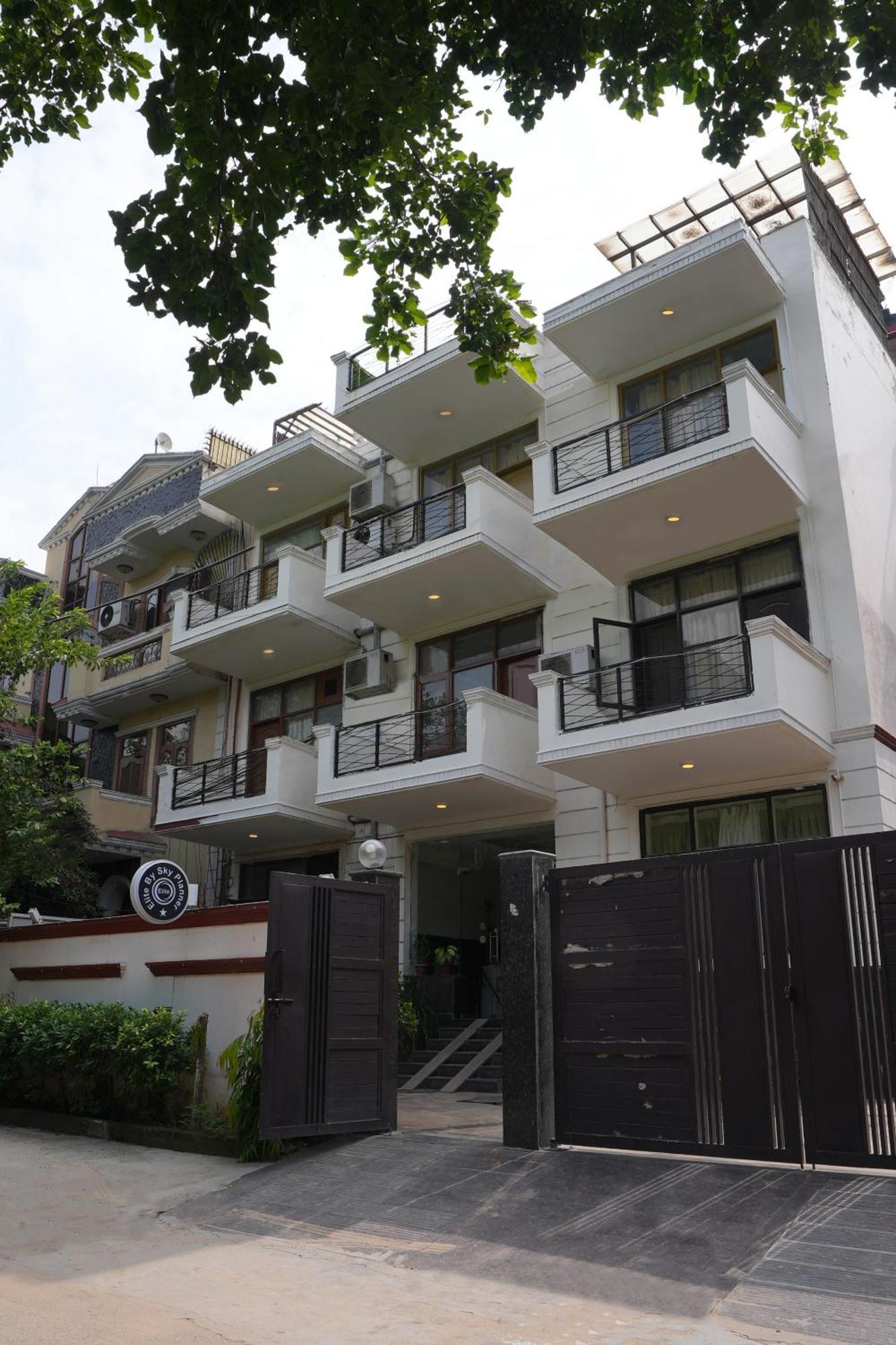 Hotel Elite Sector 45 I Gurgaon Central I Couple Friendly Exterior photo
